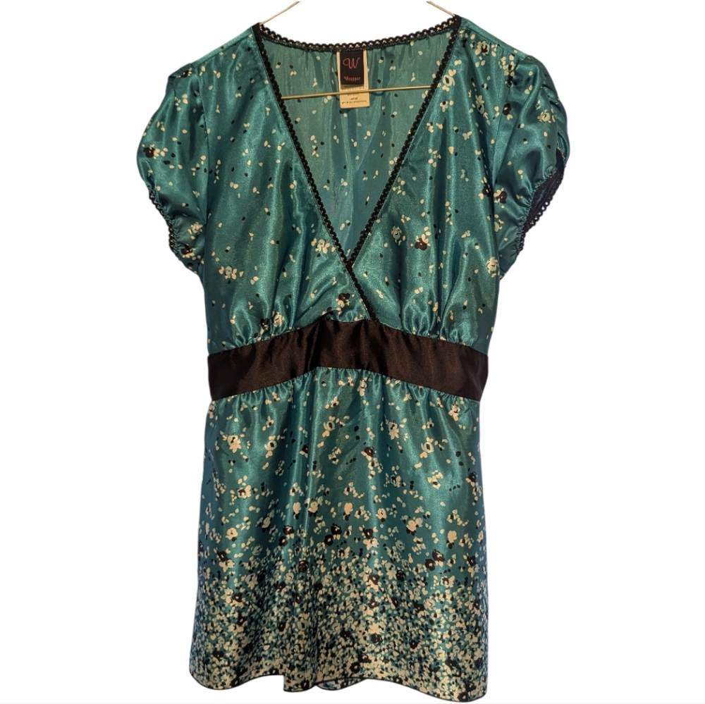 Wrapper Blouse Size Large Short Sleeve Teal Floral V-Neck Attached Sash W-408